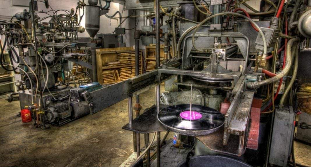 How Records Are Made: Part 1 - VINYL MOON